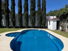 La Casa de los Cipreses